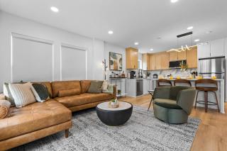 The Tranquil Japandi 2BR|2BA Apartment - 9