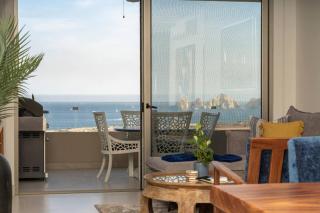 Arch Views, 2 Pools, Gym, Stylish, 2BD, Sleeps 6 - 3