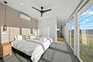 The Shiraz Villa at Molly Morgan Wines - 7