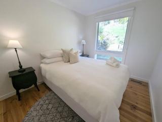 Kookaburra Cottage- views, wineries, sanctuary, - 1