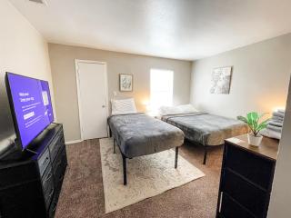 Perfect for Group with 2BR and 2BA with Pool - 1