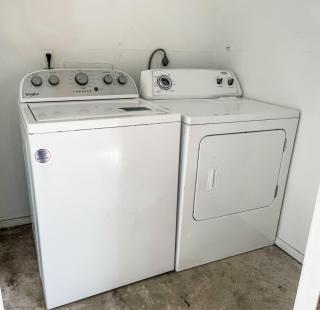 Perfect for Group with 2BR and 2BA with Pool - 5