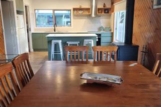 Beach Shack near Grand Prix track. Dog friendly. - 7