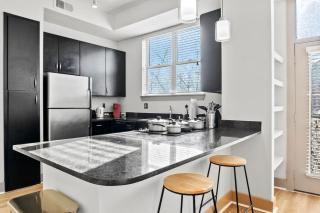 Stylish 1Br in Deep Ellum with Pool and Free Parking - 4