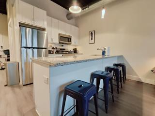 Cozy Philly Studio with Free Parking for Long Term Stays - 4