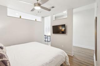 1BR Apt with Pool, Gym, and Free Parking - 9