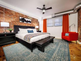 Charming 1BR in Philly with Courtyard View - 9