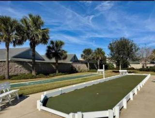 Large 3 bedroom with Pool and Golfcart - 2