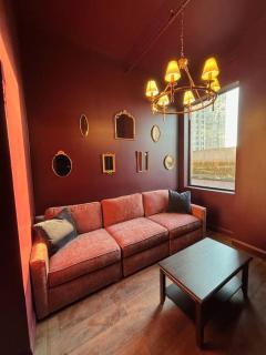Hollyhock Suite 508 - 8