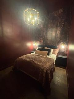 Hollyhock Suite 508 - 4
