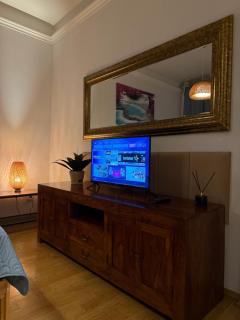 Scenic View Apartments - 8