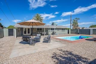 Tucson Oasis by Rather Be Properties - 2