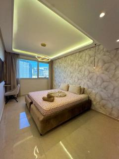 Hilton 5 Stars Luxury Apartment - 8