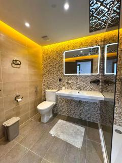 Hilton 5 Stars Luxury Apartment - 1