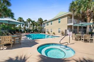 Crystal Beach - Ocean View - Steps from Beach - 2nd Floor End Unit - 7