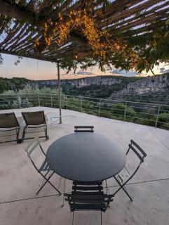 Le 180 à Balazuc - Vue exceptionnelle sur les Gorges de l'Ardèche & Jacuzzi - 6