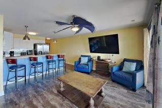 Put-in-Bay Waterfront Condo #208 - 8