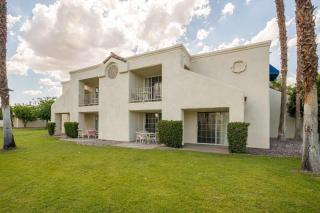 Desert Breezes Resort Studio Apartment with Resort Access - 1