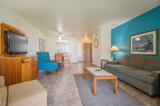 Desert Breezes Resort 2 Bedroom Apartment with Resort Access - 7