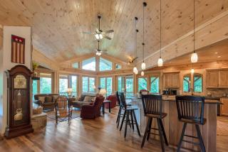 Modern Cabin Perfect for the Family-- Game Room, Stone Fireplace, Sleeps 11 - 6