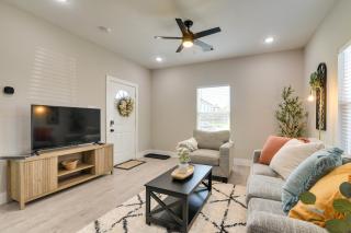 Patio and Fenced Yard Apt 9 Mi to Dtwn Houston! - 0