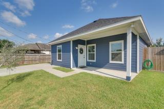 Patio and Fenced Yard Home Close to Dtwn Houston! - 6