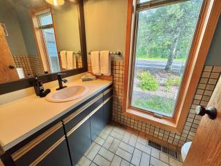 Ski-in Ski-out Townhome at Lutsen Mountain, Pool, Hot Tub, Fitness, Sauna and more! - 5