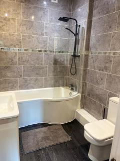 2 Bedroom Property at sovereign House - 6