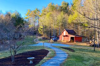 Creekside Farmhouse - 7