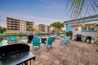 Seashell Suite 1B Pet Friendly Waterfront Dock - 9