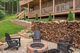 Mountain Views - Firepit - Gas Fireplace - Sleeps 15 - 5
