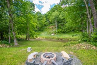 New River Log Cabin, HOT TUB, Fire Pit - 5