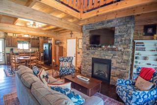 Kapena Escape on the Lake- Views, Hot Tub, Nearby River Access - 5