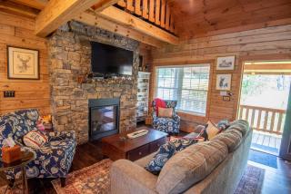 Kapena Escape on the Lake- Views, Hot Tub, Nearby River Access - 4