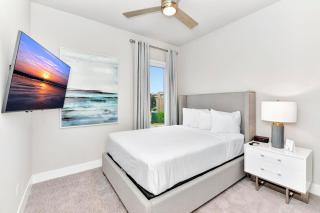 Homey Condo With Pool Table Near Disney & Waterpark Access - B8-234 - 1