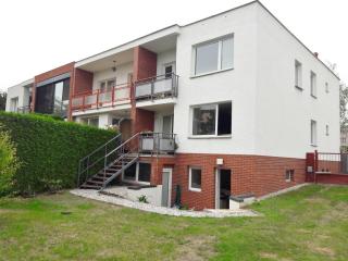 Moderní apartmán s terasou - 15 min Letiště - Parkování na pozemku zdarma - 9