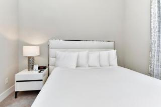 Welcoming Condo Near Disney With Resort & Waterpark Access - B7-230 - 1