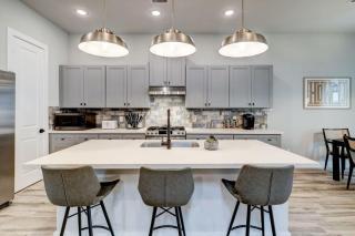 Houston Heights Luxury Home Stunning 4BR - 6