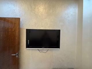 3 bedroom apartment with living room and terrace 90metre - 0