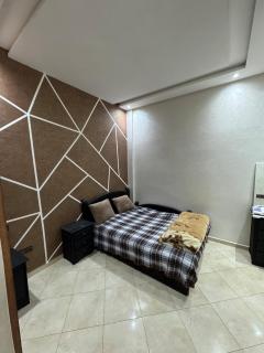 3 bedroom apartment with living room and terrace 90metre - 1