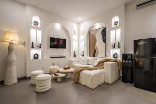 Modern Mediterranean Villa- Central Canggu - 6