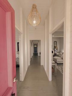 Oakmore Cottage Charming Queenslander - Central location - 5