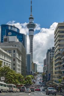 Stylish 2BR City Retreat with Cityscape Views, Pool & Gym - 2