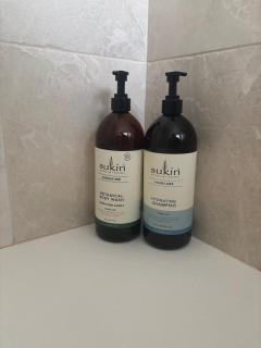 Honey Bee Cottage Tiny House Welshpool - 6