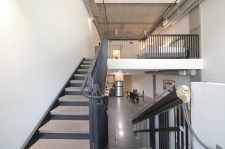 Multiple Hollywood Apartments Hub - 2