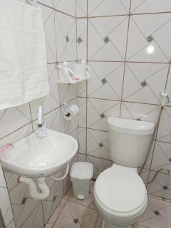 Micro Casa, Próxima ao Terminal Rodoviário, Mercado, Farmácias - 1