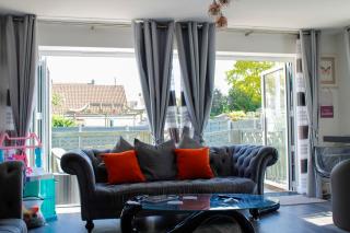 Modern Medway Bungalow - 3BR Garden & Free Parking, Kent - 4