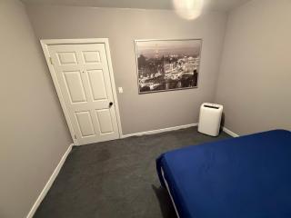 Private room in guest house - Mini Mansion - 1