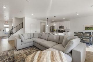 Desert Retreat Near Sand Hollow townhouse - 3