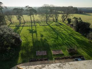 Hawthorn Farmhouse - 4
